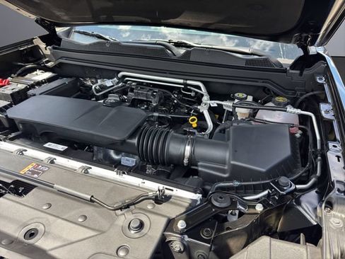 New 2026 GMC Canyon AT4 w/ Technology Plus Package AWD/4WD image 27