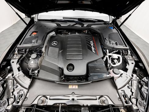 Used 2021 Mercedes-Benz AMG GT 43 image 50