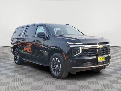 New 2026 Chevrolet Suburban LS image 2
