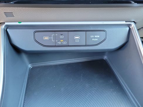 New 2026 Kia Carnival LXS image 13