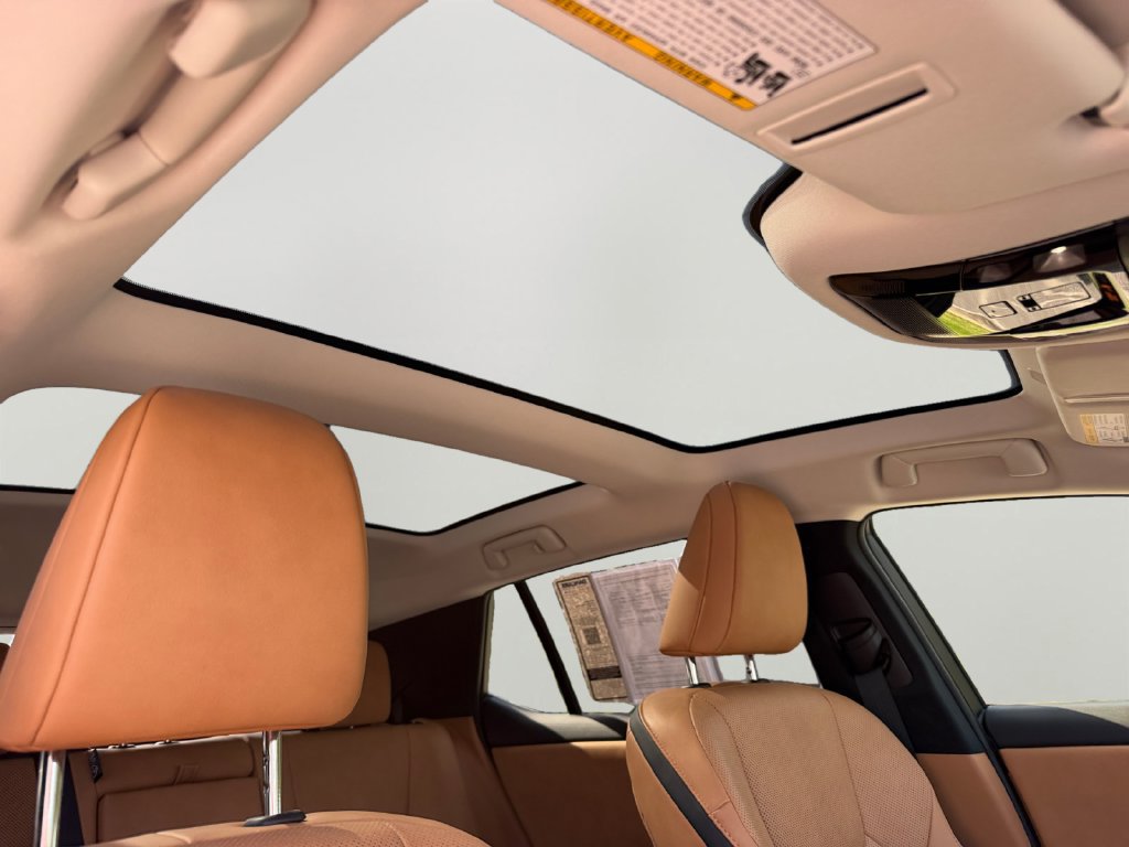 Used 2024 Lexus RZ 300e Premium FWD image 7