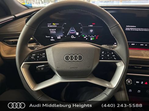Certified 2025 Audi Q5 Premium w/ Premium Plus AWD/4WD image 17