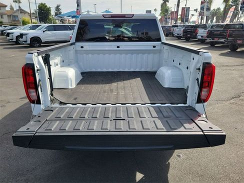 Used 2023 GMC Sierra 1500 Elevation image 25