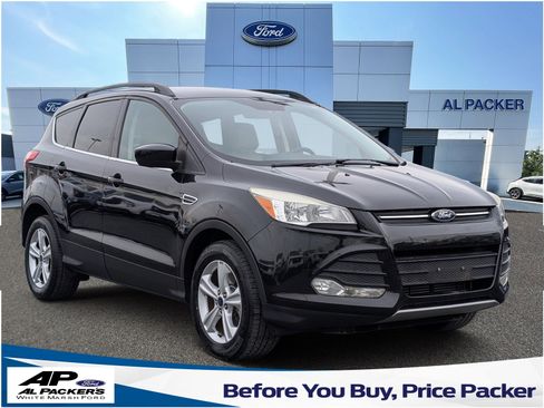 Used 2015 Ford Escape SE w/ Equipment Group 201A image 1
