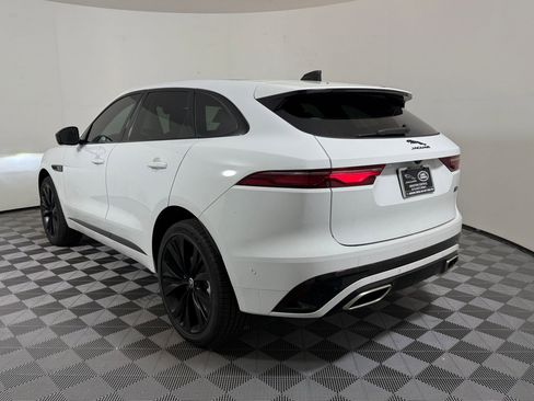 New 2026 Jaguar F-PACE R-Dynamic S image 3