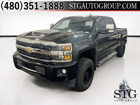 Used 2018 Chevrolet Silverado 2500 LT w/ LT Convenience Package AWD/4WD image 1