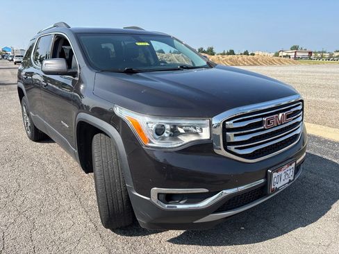 Used 2017 GMC Acadia SLT FWD image 14