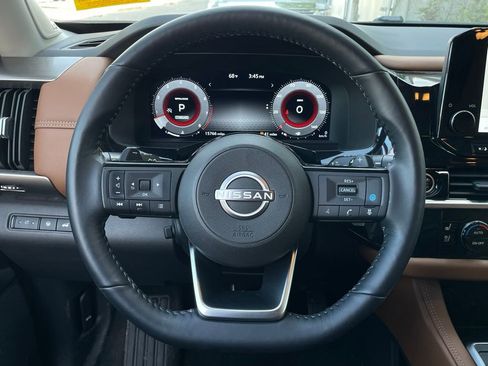 Used 2024 Nissan Pathfinder Platinum w/ Cargo Package FWD image 12