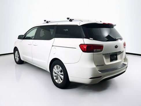 Used 2016 Kia Sedona LX w/ LX Convenience Package FWD image 5