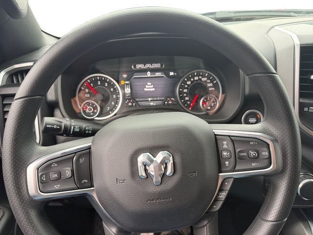New 2026 RAM 1500 Express AWD/4WD image 19
