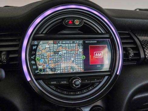 Used 2019 MINI Cooper S image 17