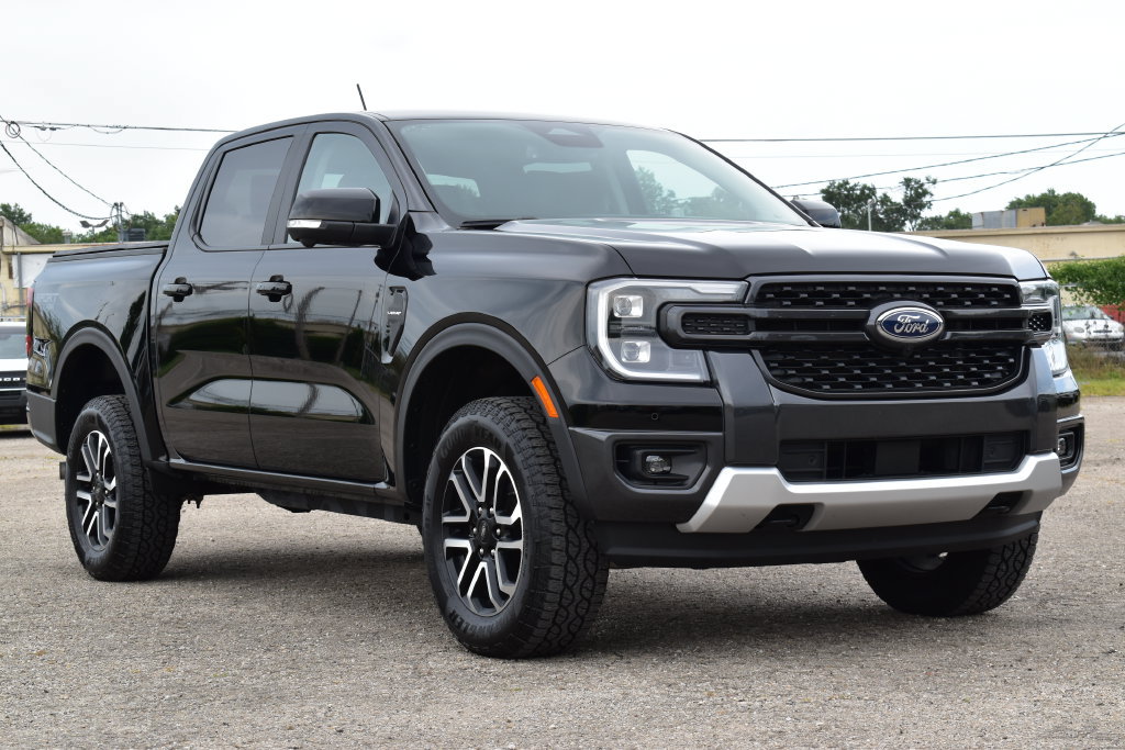 Certified 2025 Ford Ranger Lariat AWD/4WD image 3