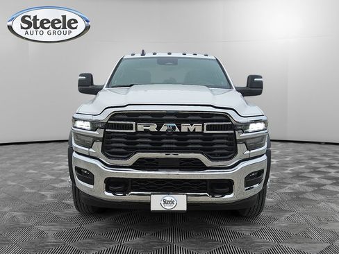 New 2026 RAM 5500 Tradesman w/ Chrome Appearance Group AWD/4WD image 8