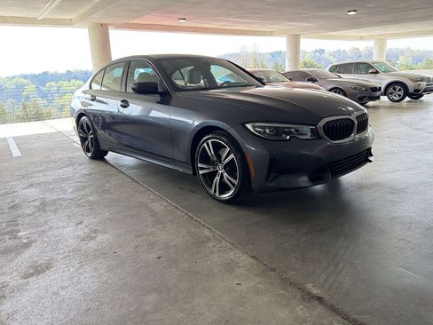 Used 2022 BMW 330i Sedan w/ Premium Package 2 image 5