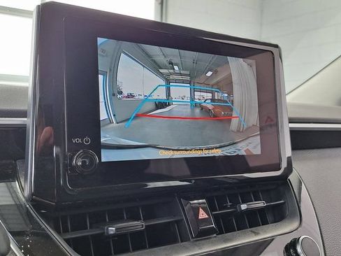Used 2024 Toyota Corolla LE FWD image 15
