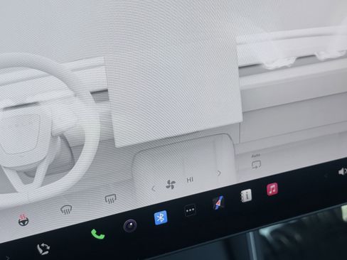 Used 2026 Tesla Model Y 2WD image 73