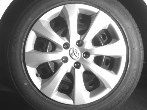 Used 2025 Toyota Corolla LE FWD image 17