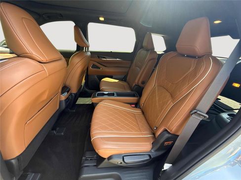 Certified 2025 INFINITI QX60 Autograph w/ Cargo Package image 12