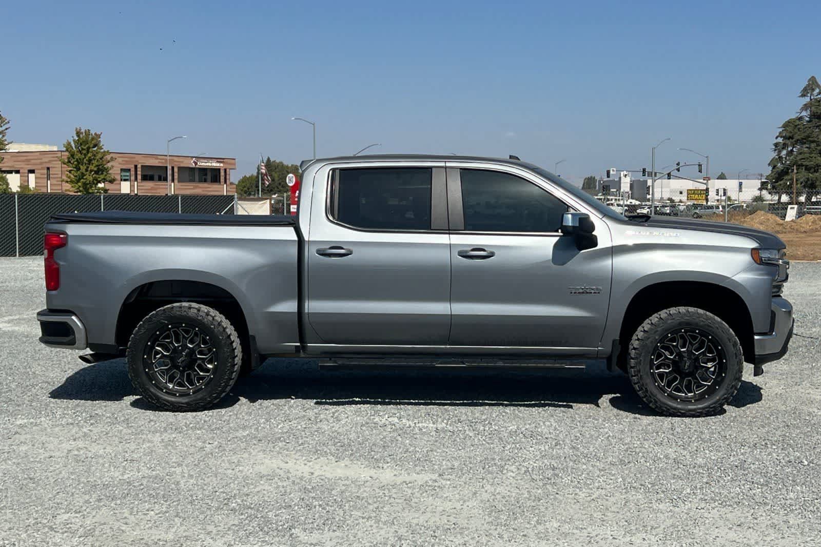 Used 2020 Chevrolet Silverado 1500 LT w/ Texas Edition RWD image 9