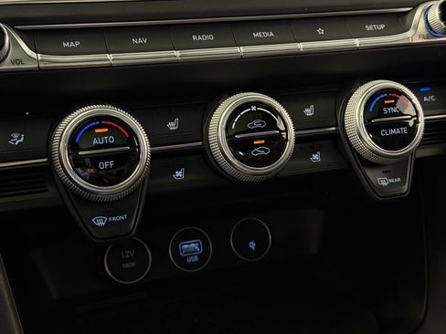 Used 2023 Genesis G70 2.0T w/ Sport Prestige Package image 19