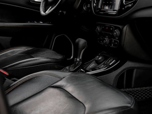 Used 2019 Jeep Compass Limited AWD/4WD image 24