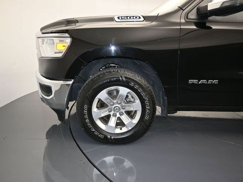 Used 2024 RAM 1500 Laramie AWD/4WD image 9