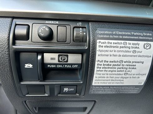 Used 2012 Subaru Outback 3.6R Premium image 20