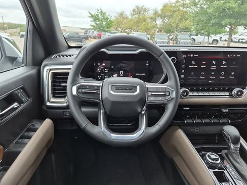 New 2026 GMC Canyon Denali image 24