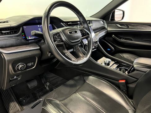 Used 2021 Jeep Grand Cherokee L Overland image 28