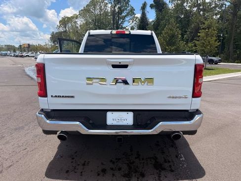 Used 2026 RAM 1500 Laramie AWD/4WD image 9