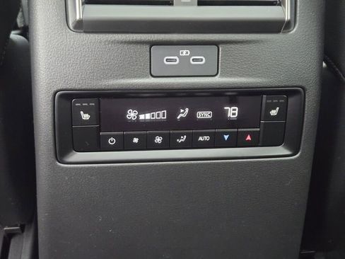 New 2026 MAZDA CX-90 Plug-In Hybrid w/ Preferred AWD/4WD image 16