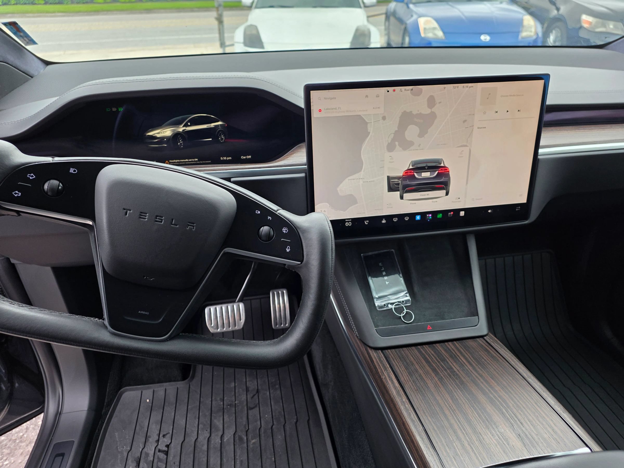 Used 2022 Tesla Model X AWD/4WD image 10