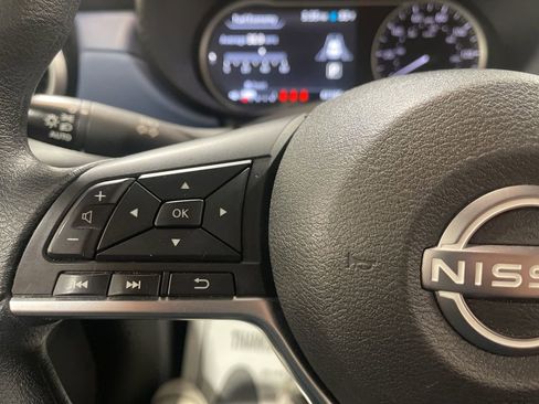 Used 2024 Nissan Versa SV FWD image 20