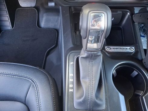 New 2025 Ford Bronco Badlands AWD/4WD image 7