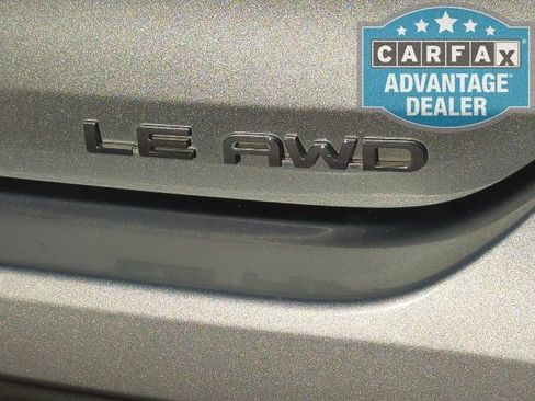 Used 2024 Toyota Highlander LE image 24