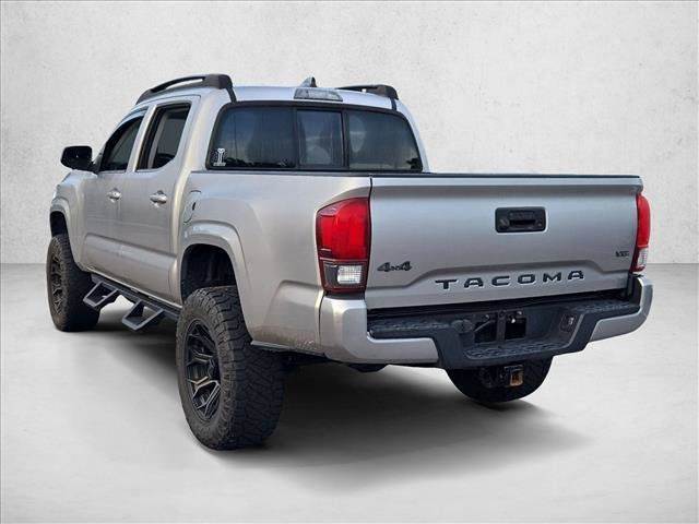 Used 2021 Toyota Tacoma SR AWD/4WD image 7
