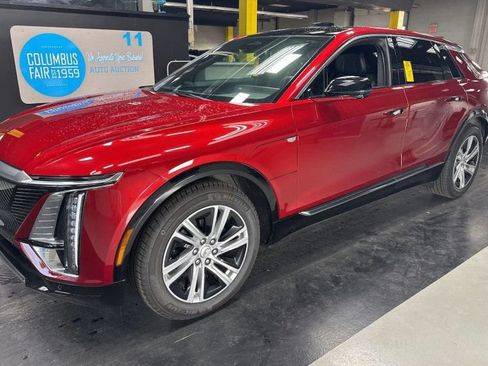 Used 2024 Cadillac Lyriq Tech w/ Driver Assist Package AWD/4WD image 1