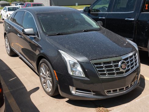 Used 2013 Cadillac XTS Luxury w/ Driver Awareness Package AWD/4WD image 1