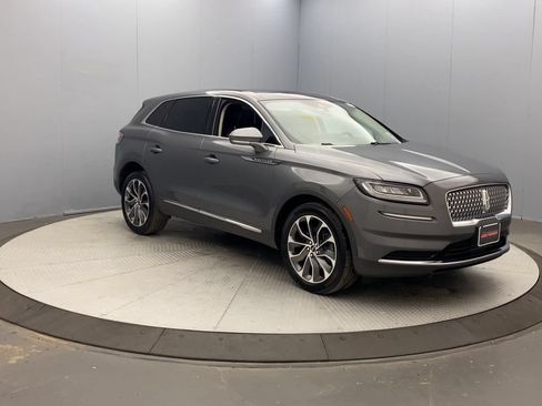Used 2021 Lincoln Nautilus Reserve AWD/4WD image 7