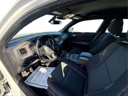 Used 2019 Dodge Charger SXT image 22