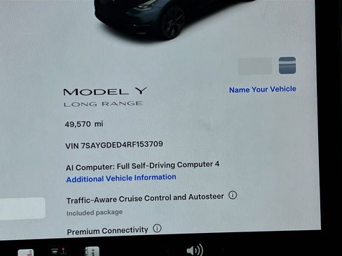 Used 2024 Tesla Model Y Long Range RWD image 8