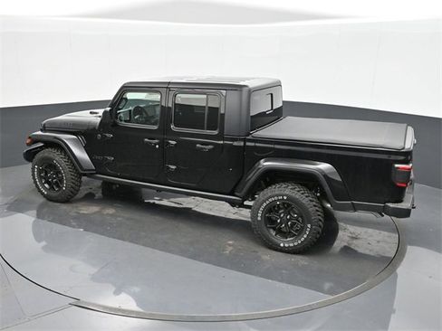 Used 2024 Jeep Gladiator Sport image 26