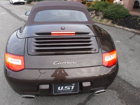 Used 2010 Porsche 911 Carrera image 3