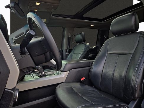 Used 2018 Ford F150 Lariat AWD/4WD image 12