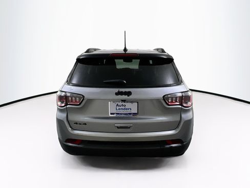 Used 2022 Jeep Compass Latitude w/ Convenience Group AWD/4WD image 6