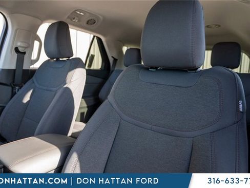 New 2026 Ford Explorer Active image 25
