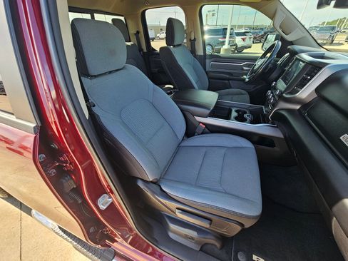 Used 2019 RAM 1500 Big Horn image 29