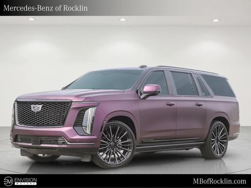 Used 2025 Cadillac Escalade ESV Sport Platinum AWD/4WD image 1