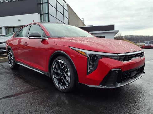 New 2025 Kia K4 GT-Line w/ GT-Line Premium Package FWD image 3