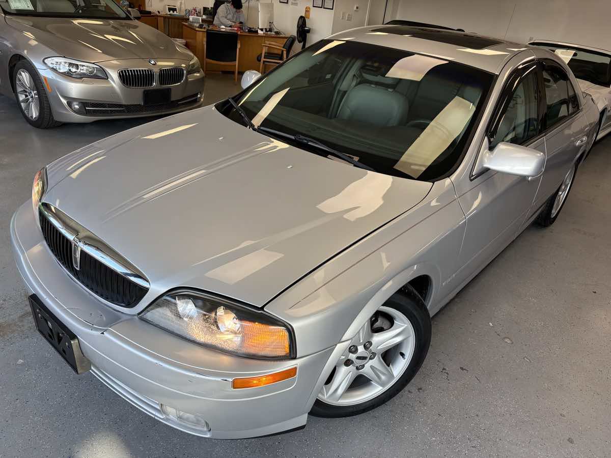 Used 2000 Lincoln LS RWD image 9